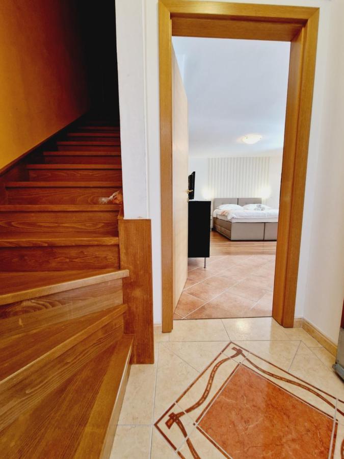 Apartment Casa Nova Ровінь Екстер'єр фото
