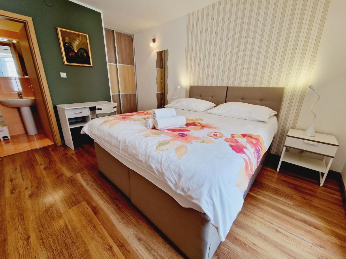 Apartment Casa Nova Ровінь Екстер'єр фото